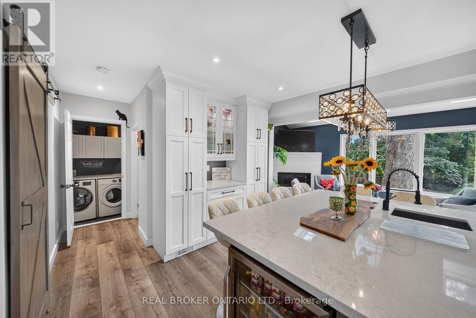 413 Indian Road, Burlington, ON