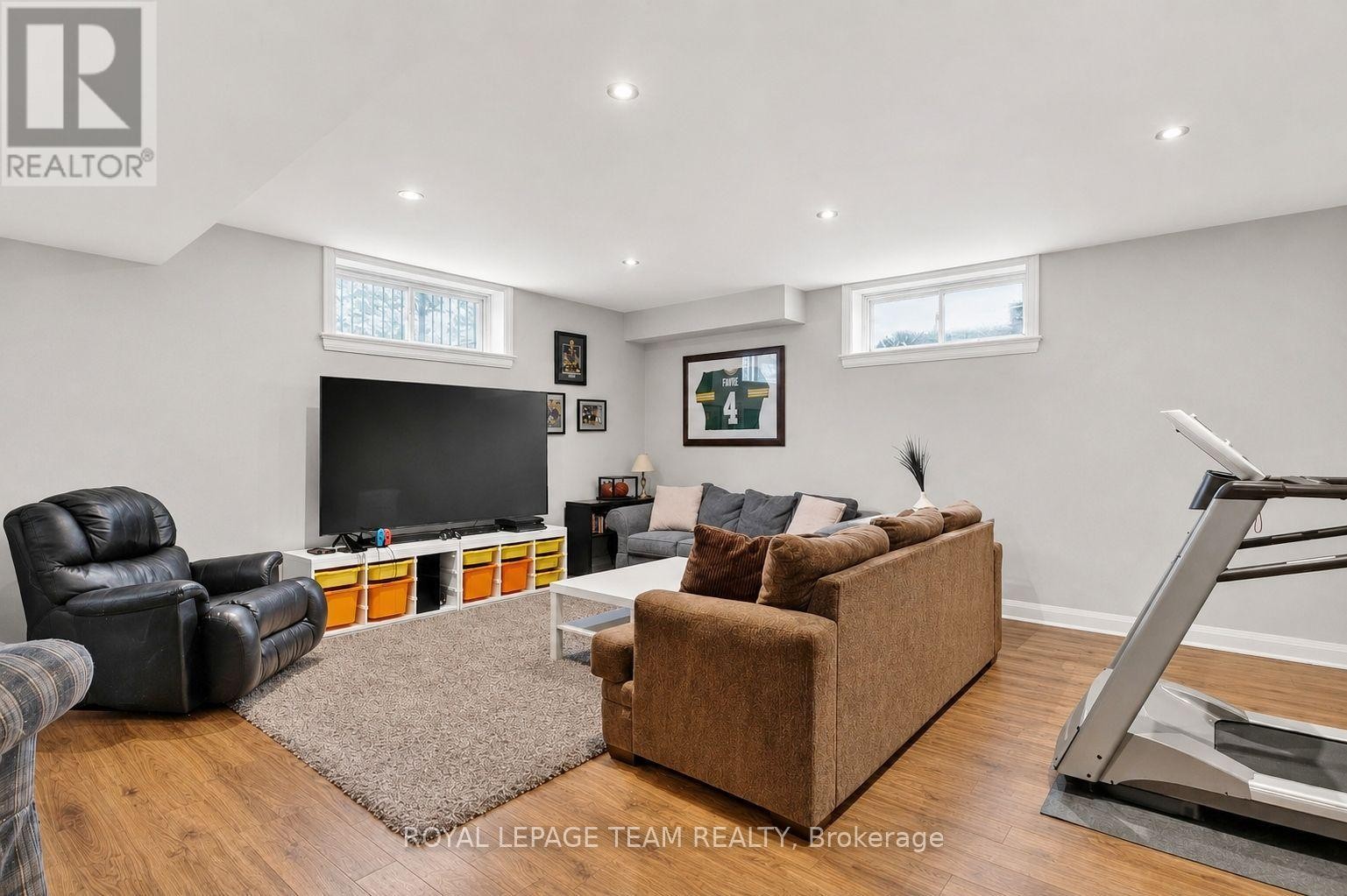 1801 Cedarlakes Way, Ottawa, ON