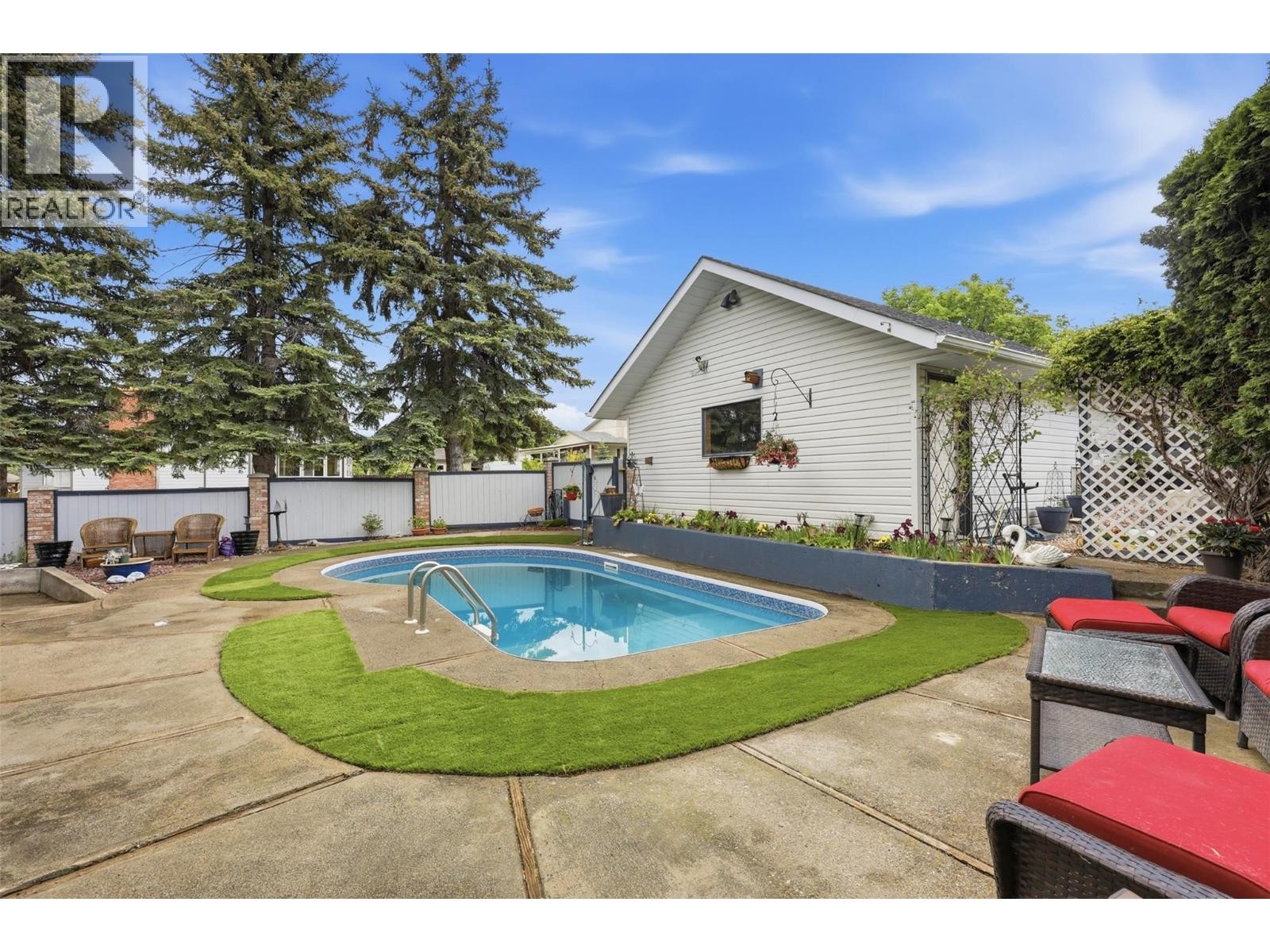 611 Robson Drive, Kamloops, BC
