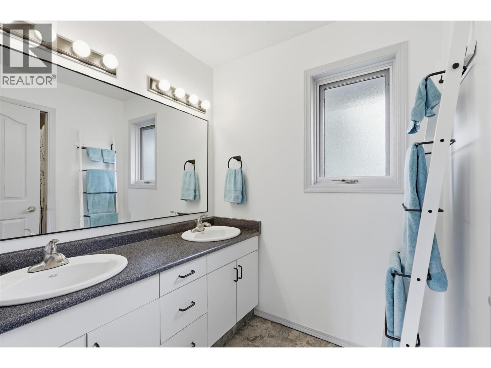 611 Robson Drive, Kamloops, BC