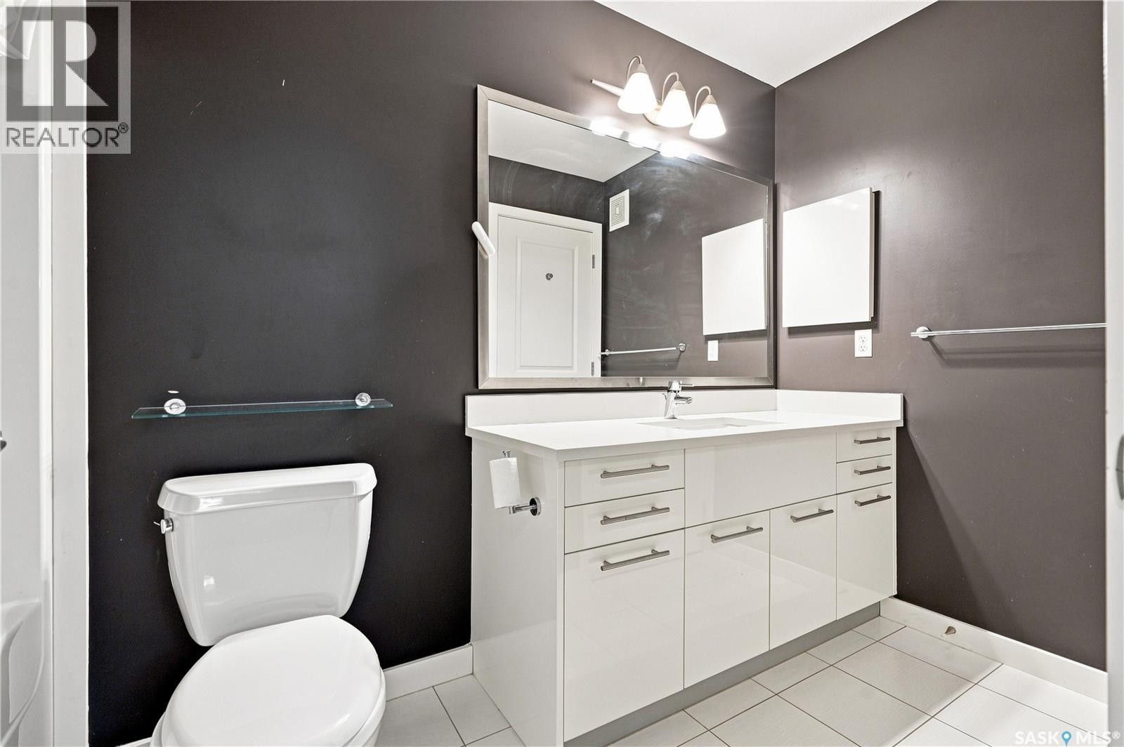 305 710 Gordon Road, Saskatoon, SK
