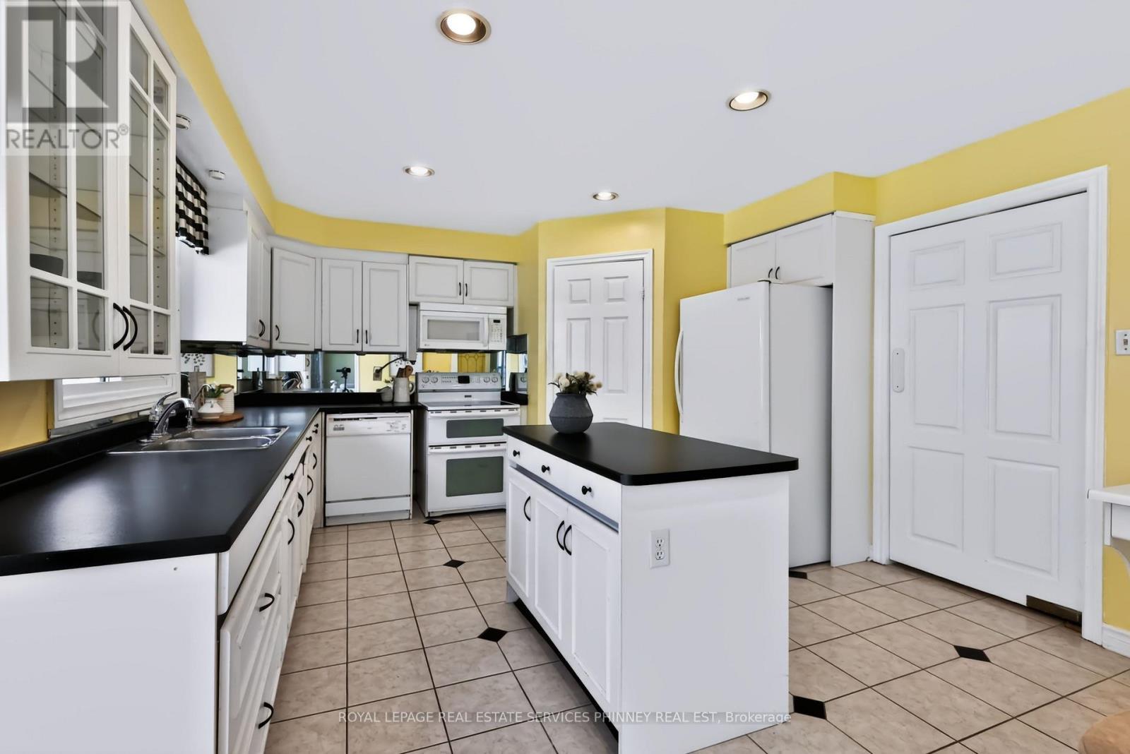 6036 St. Ives Way, Mississauga, ON
