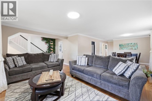 63 Folkestone Avenue, Hamilton, ON 