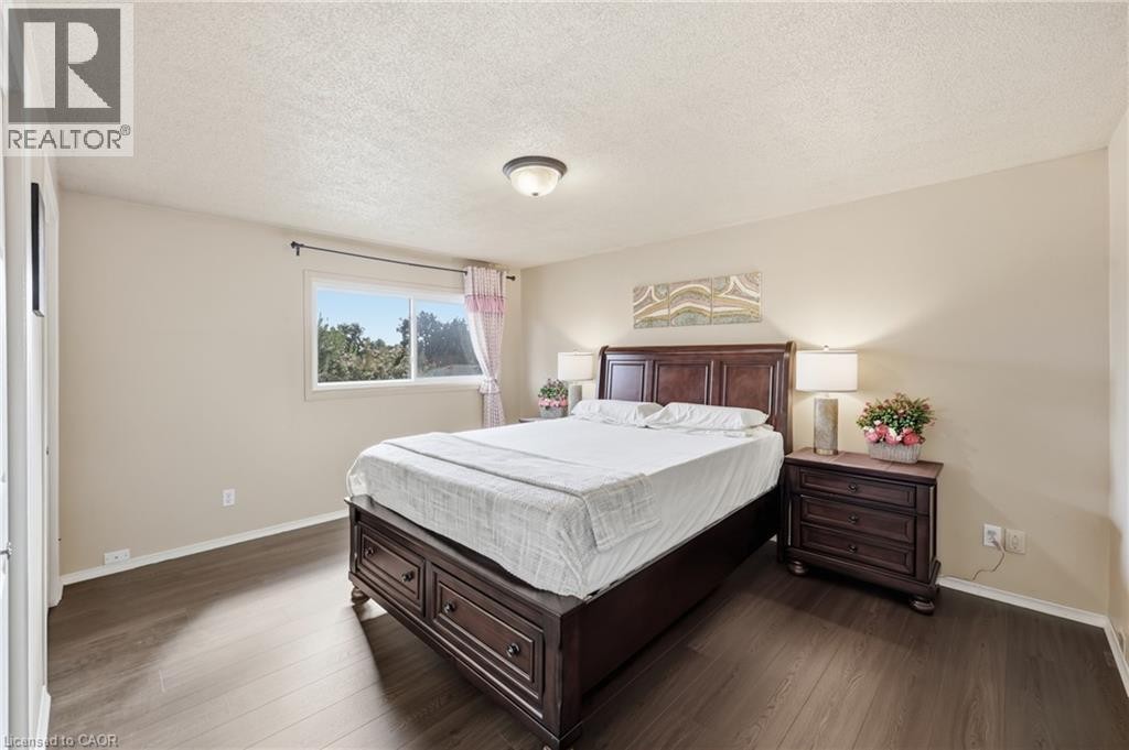 63 Folkestone Avenue, Hamilton, ON