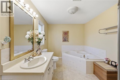 63 Folkestone Avenue, Hamilton, ON 