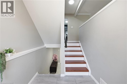 63 Folkestone Avenue, Hamilton, ON 