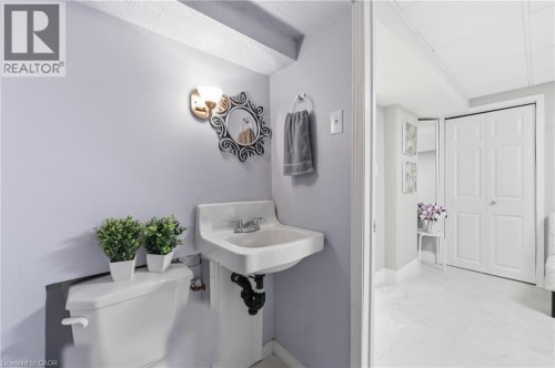 63 Folkestone Avenue, Hamilton, ON 