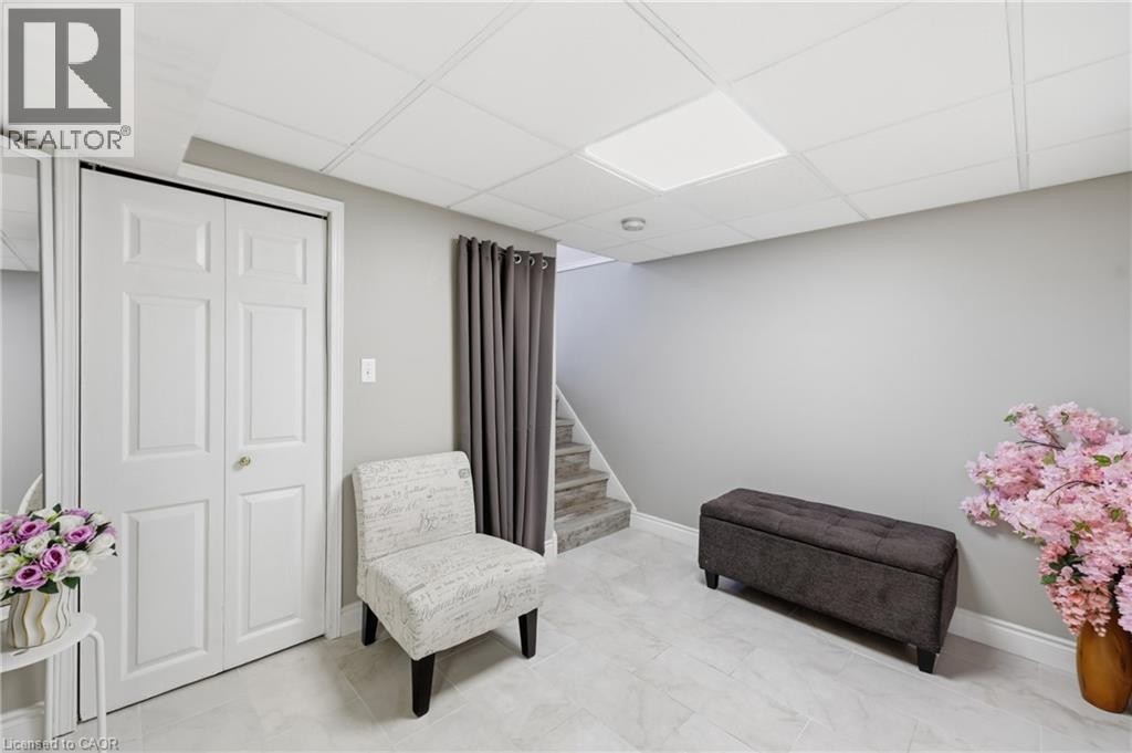 63 Folkestone Avenue, Hamilton, ON