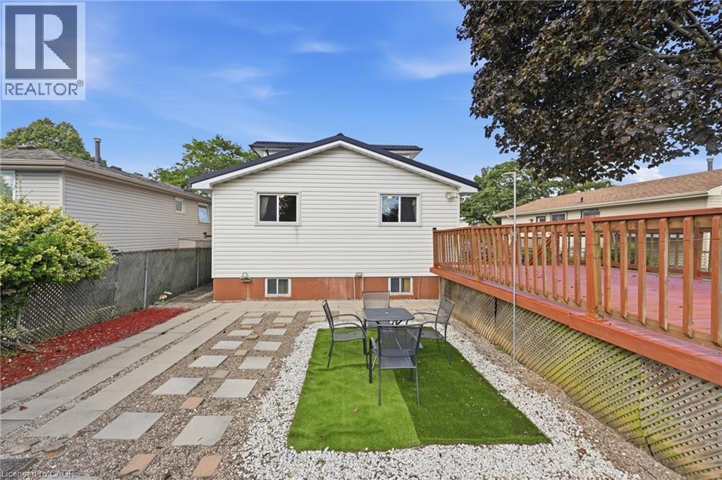 63 Folkestone Avenue, Hamilton, ON