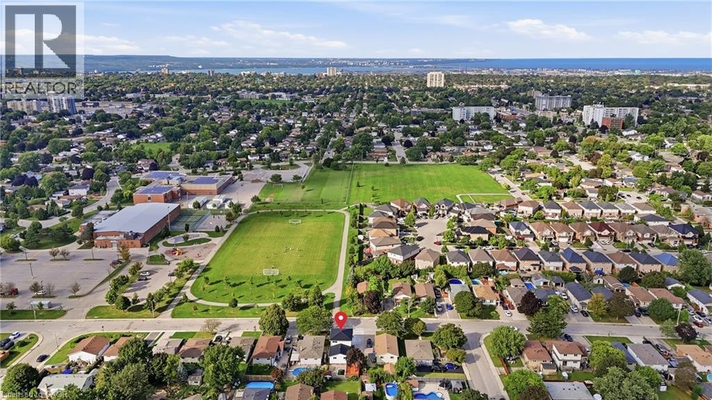 63 Folkestone Avenue, Hamilton, ON