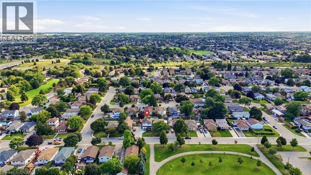 63 Folkestone Avenue, Hamilton, ON
