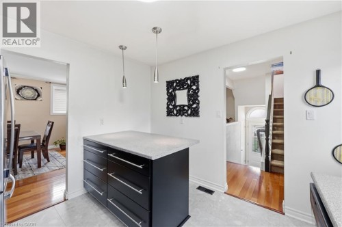 63 Folkestone Avenue, Hamilton, ON 