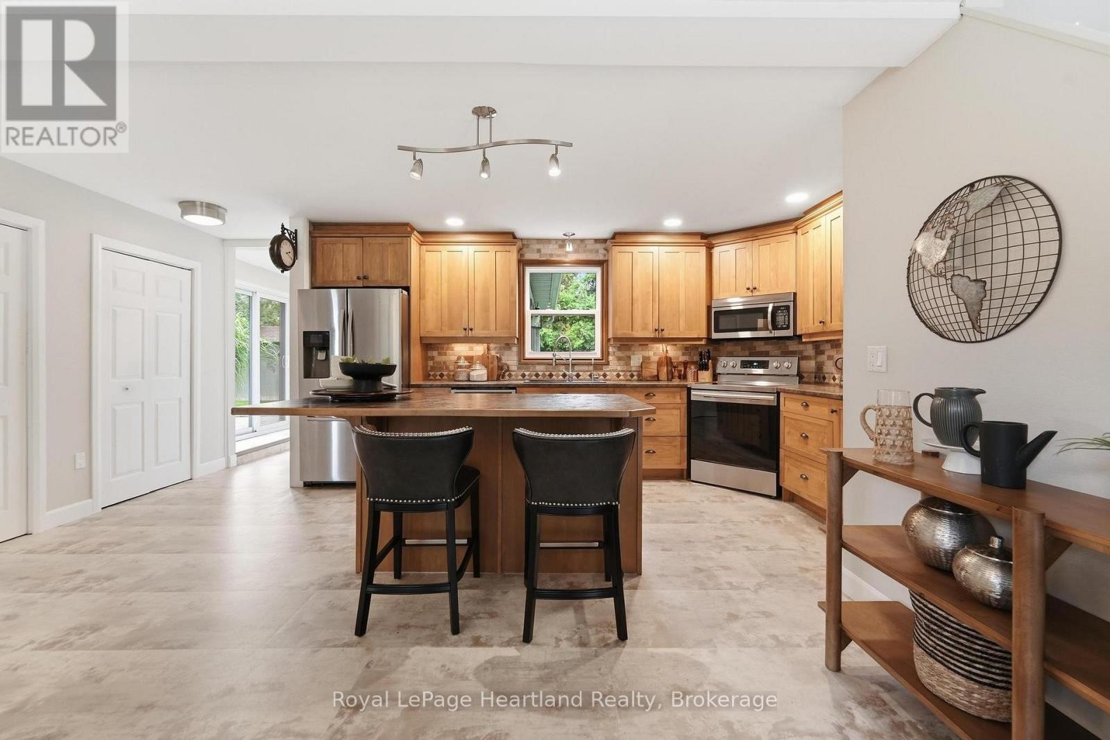 23 Park Road, Central Huron (Goderich), ON