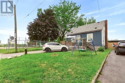 1 MAHONY AVENUE  Hamilton, ON L8H 3C3