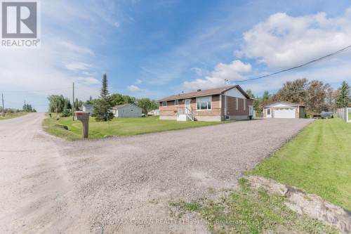 VAL RITA - 112 WILLIAMSON CON 1 ROAD  Kapuskasing, ON P0L 2G0