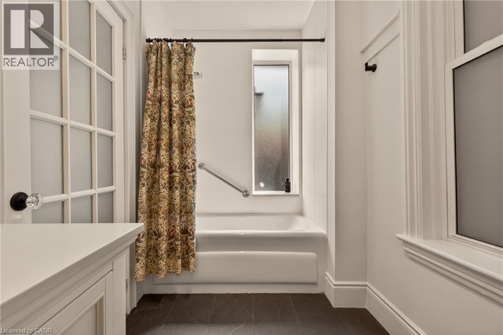 32 Magill Street, Hamilton, ON