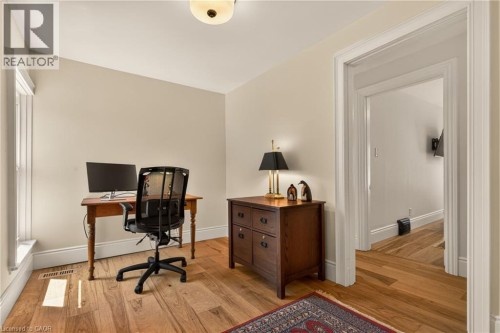 32 Magill Street, Hamilton, ON 