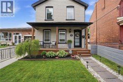 13 PICTON Street W  Hamilton, ON L8L 1E1