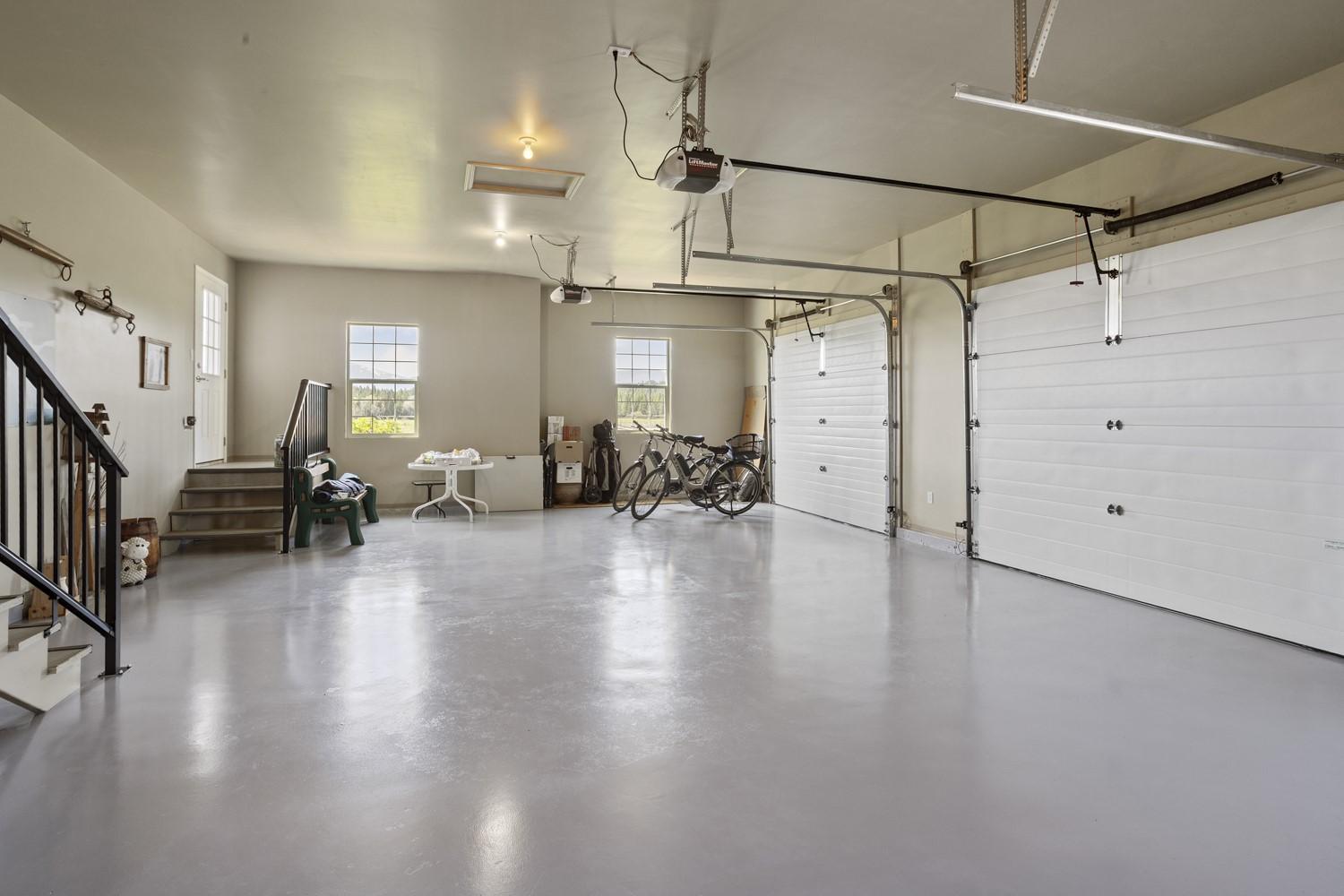 2372 20Th Street, Lister, BC