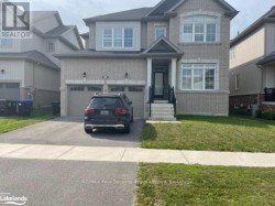 UPPER - 90 KIRBY AVENUE Collingwood, ON L9Y 5H5