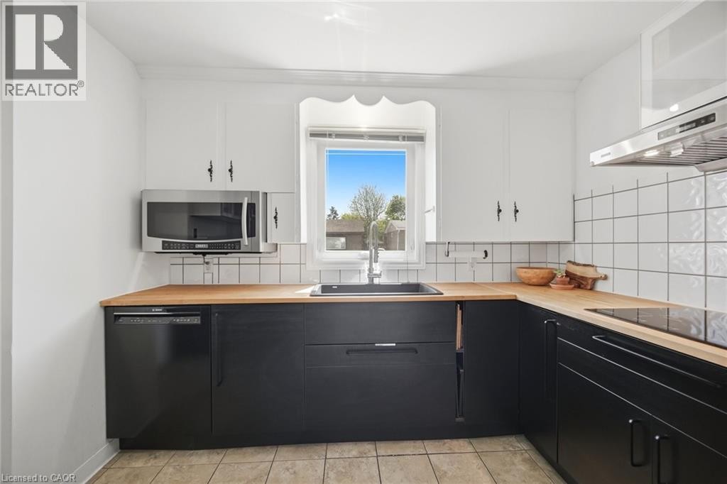 94 Clarendon Avenue, Hamilton, ON