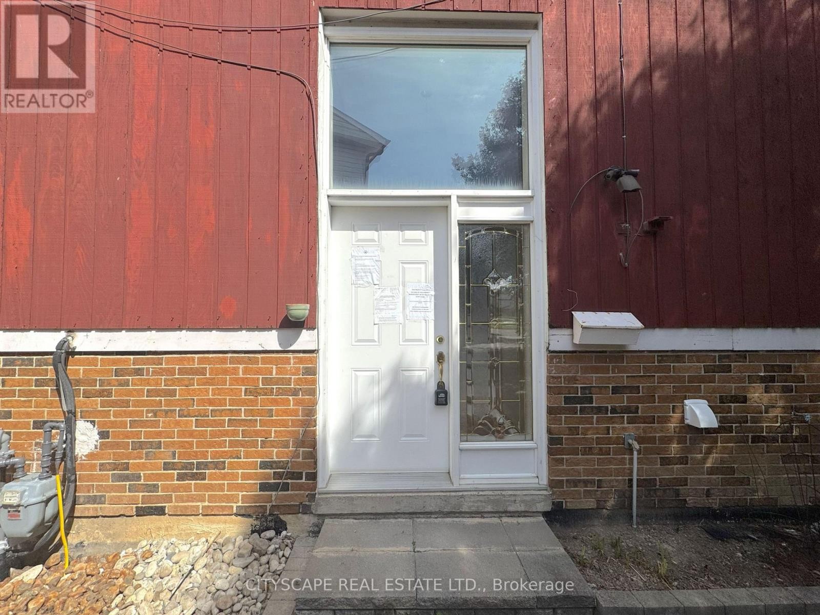 Entrance - 6087 Featherhead Crescent, Mississauga, ON