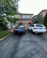UPPER - 22 WATERDALE ROAD Brampton, ON L7A 1S3