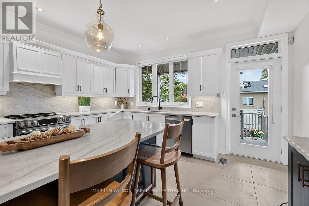 190 Hawthorne Avenue, Ottawa, ON