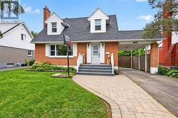 869 CHAPMAN BOULEVARD Ottawa, ON K1G 1V1