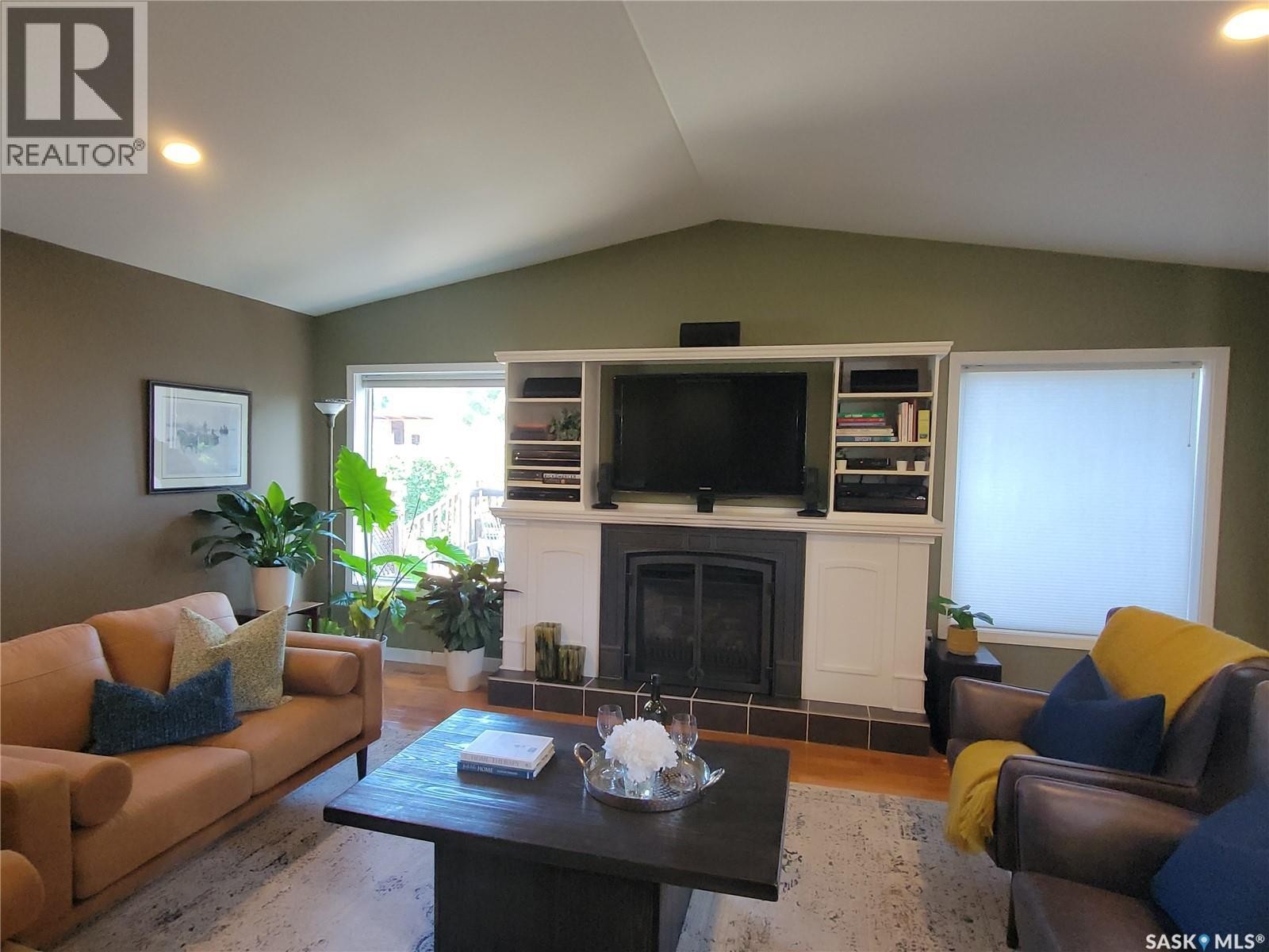 2133 Mckinnon Avenue, Saskatoon, SK