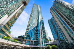 2304 - 18 HARBOUR STREET Toronto, ON M5J 2Z6