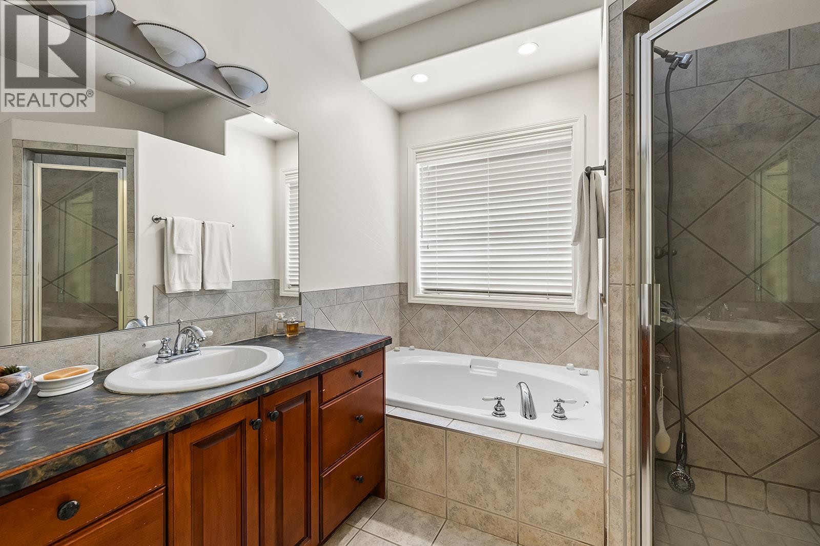 3103 Thacker Drive, West Kelowna, BC