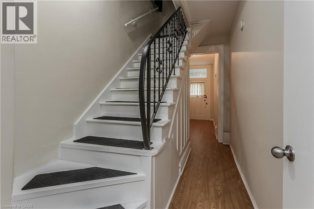 86 William Street, Hamilton, ON