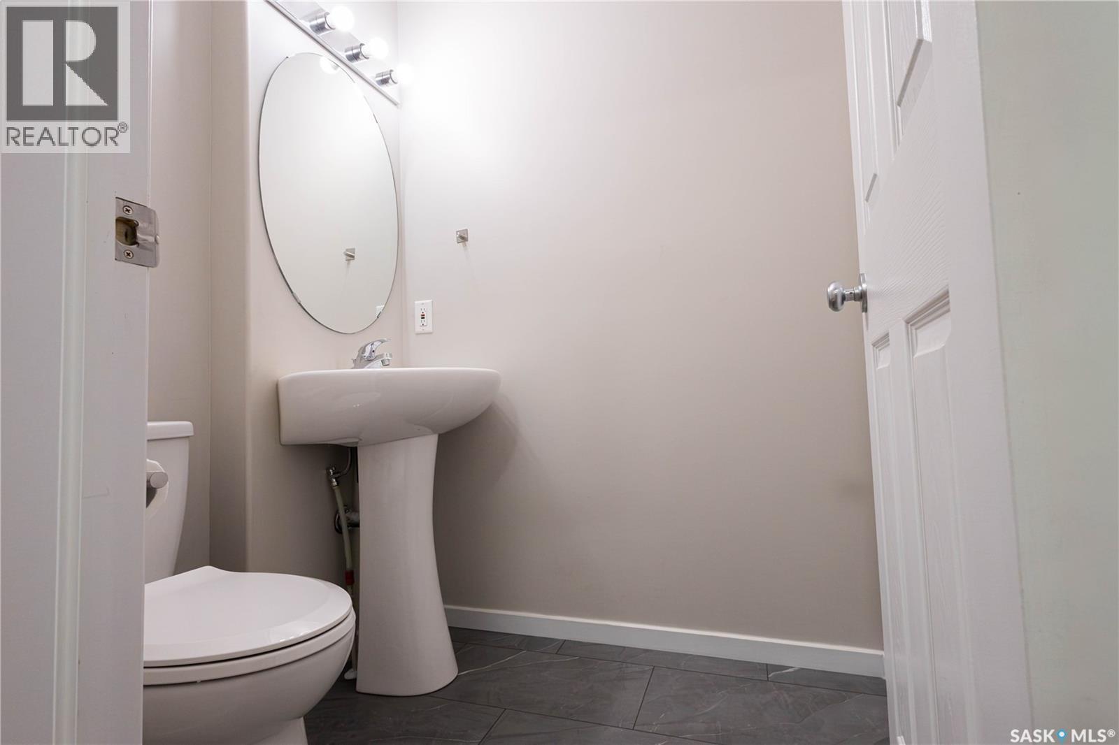 13 2801 Windsor Park Road, Regina, SK