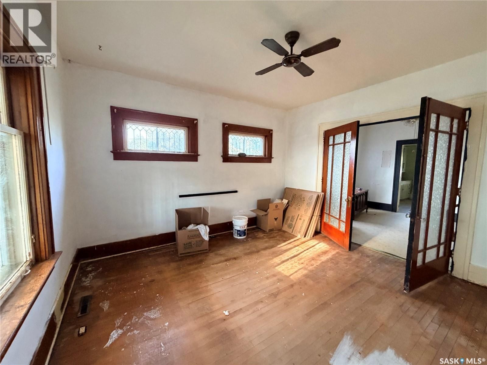 12 3Rd Street E, Willow Bunch, SK