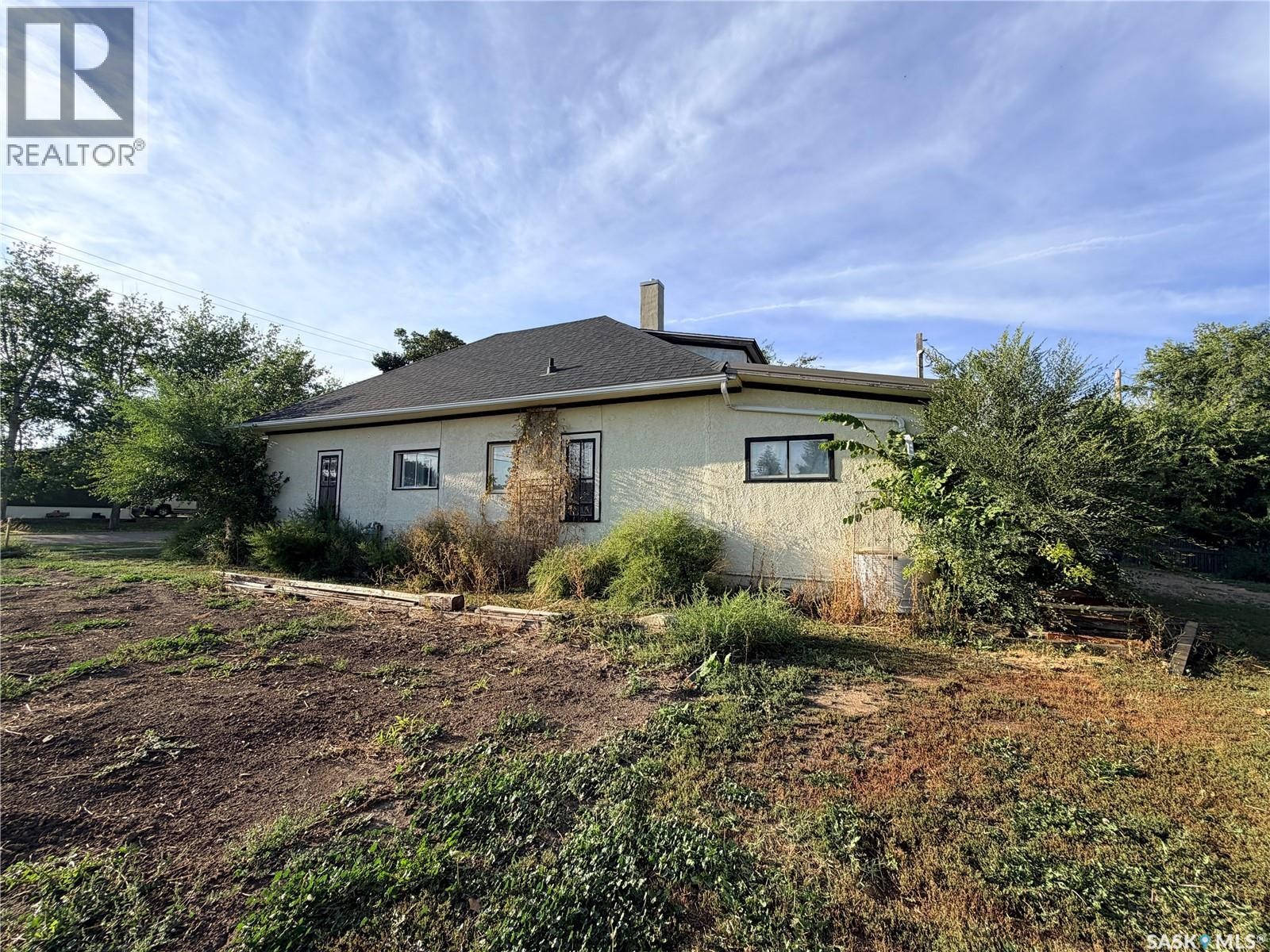 12 3Rd Street E, Willow Bunch, SK