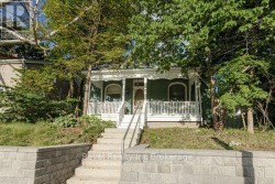 126 HURON STREET Woodstock (Woodstock - North), ON N4S 6Z8