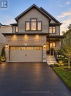 6 BASSETT STREET Collingwood, ON L9Y 3B7