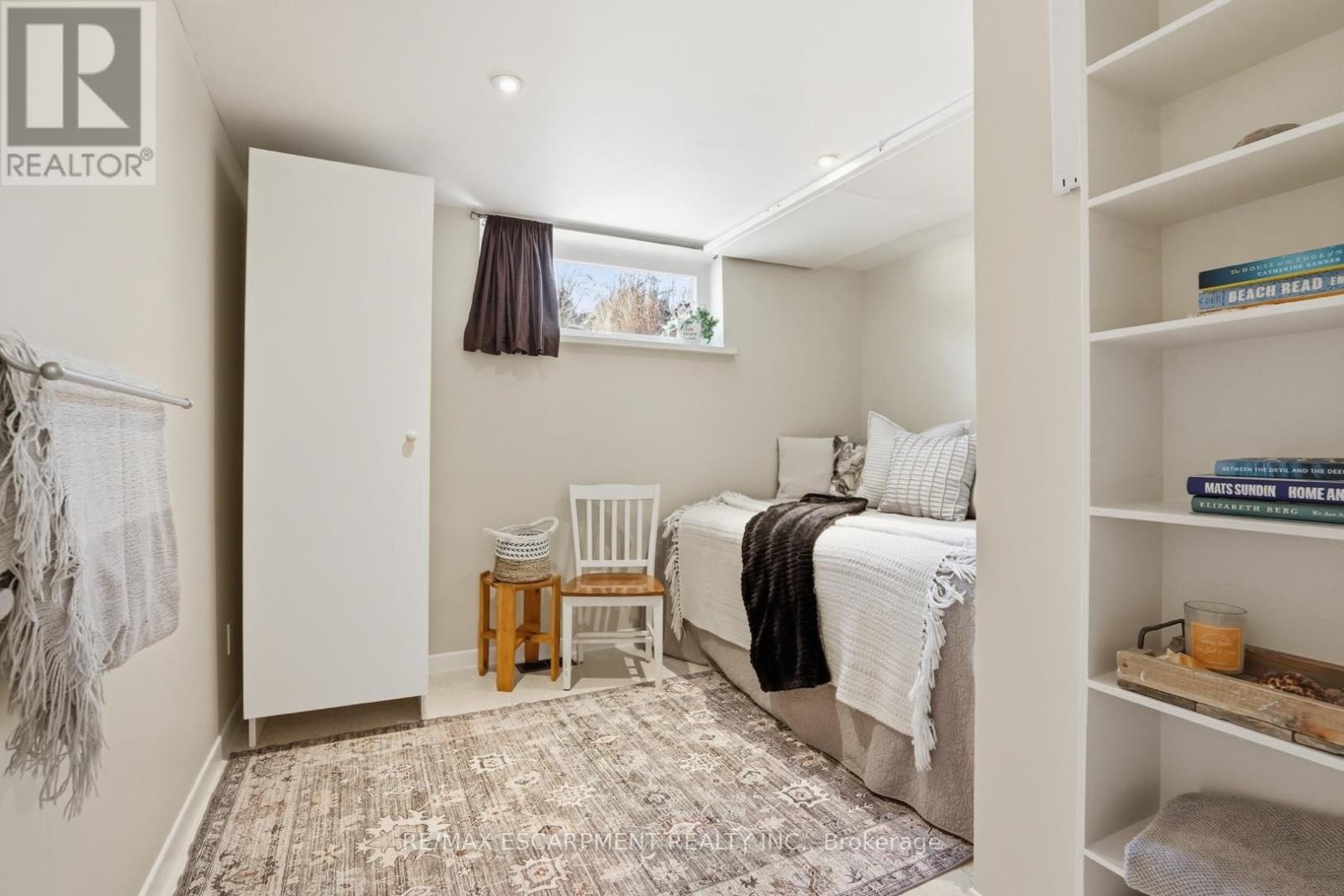 81 Thomson Drive, Hamilton, ON