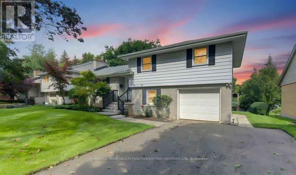 204 Stanley Drive, Waterloo, ON