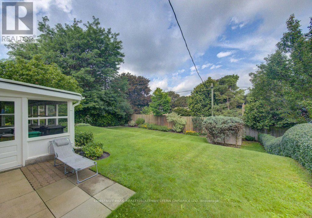 204 Stanley Drive, Waterloo, ON