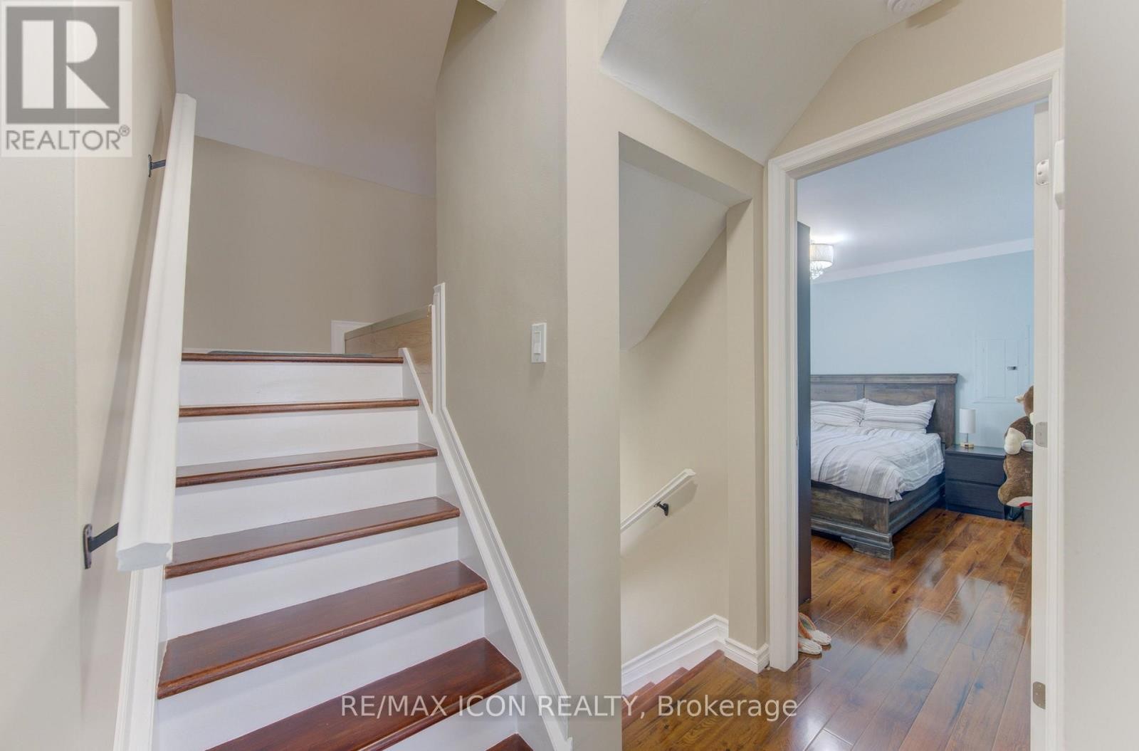 104 Mausser Avenue, Kitchener, ON