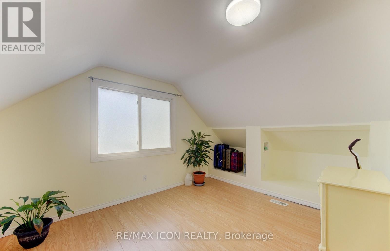 104 Mausser Avenue, Kitchener, ON