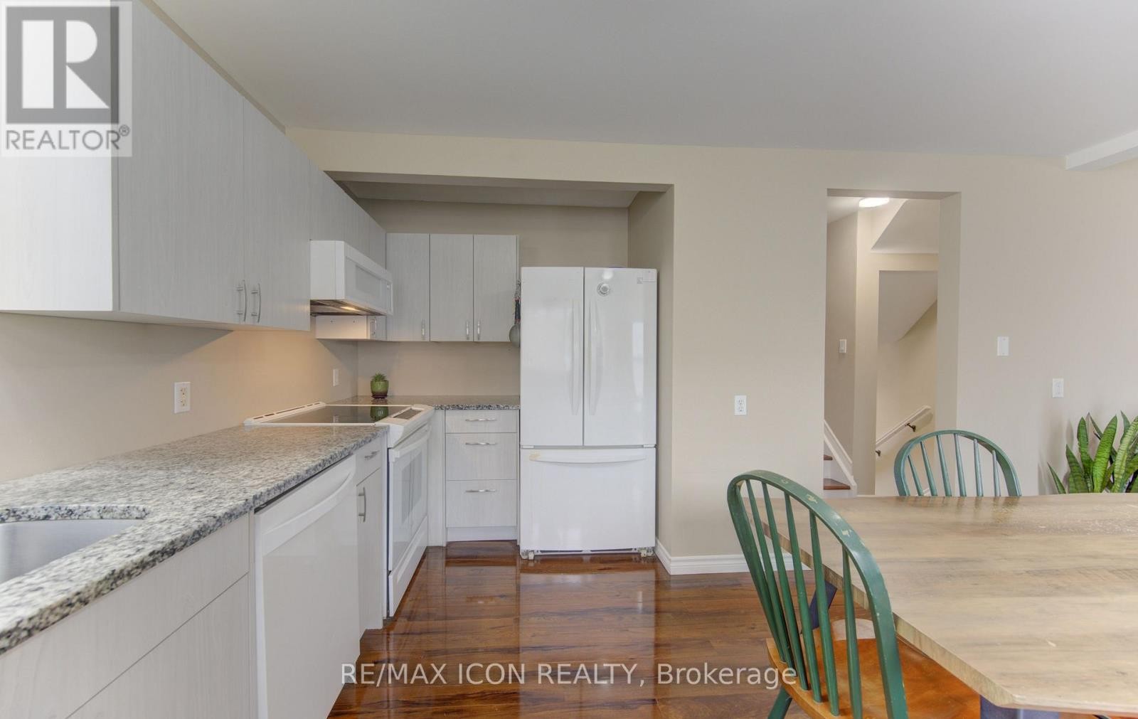 104 Mausser Avenue, Kitchener, ON