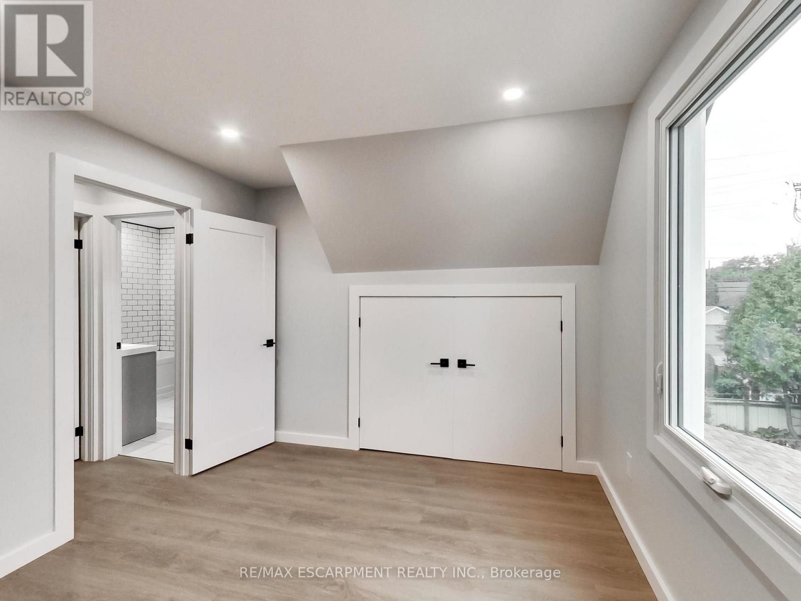 67 Cope Street, Hamilton, ON