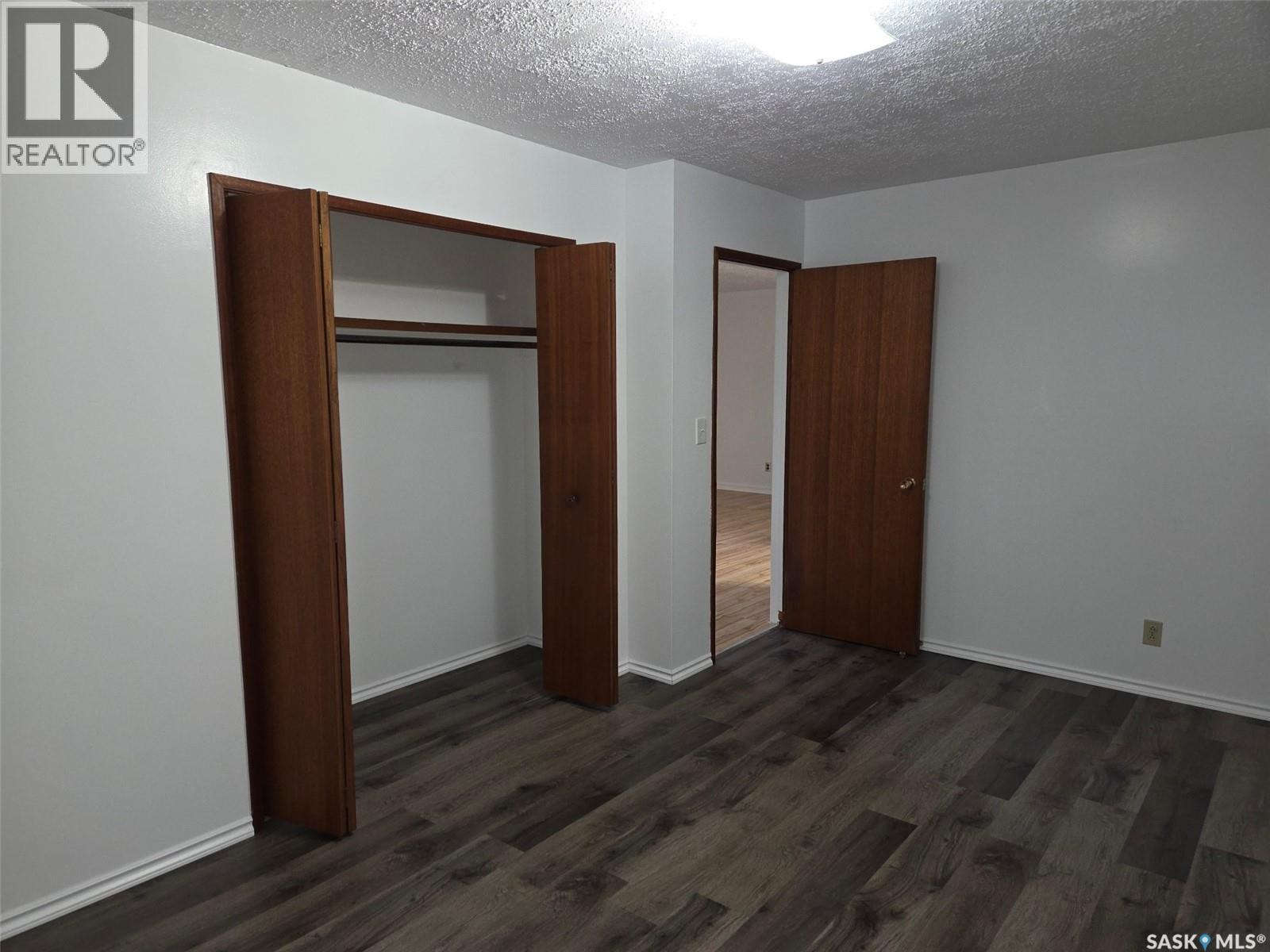 100 3Rd Avenue N, Middle Lake, SK