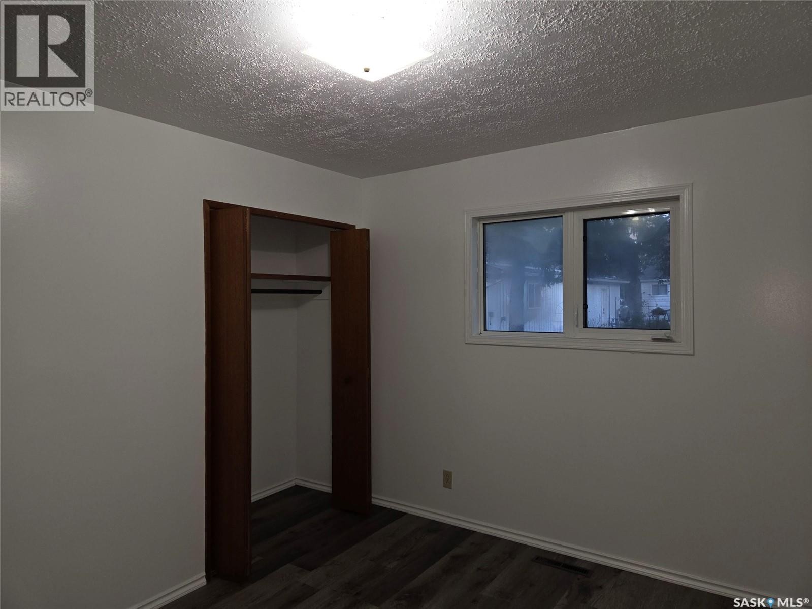 100 3Rd Avenue N, Middle Lake, SK
