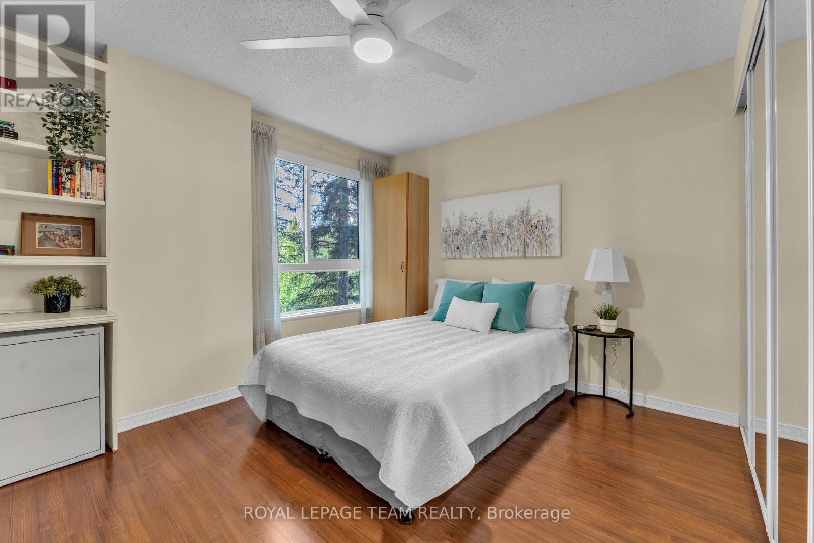 302 - 115 Barrett Court, Kingston (Kingston East (Incl Cfb Kingston)), ON