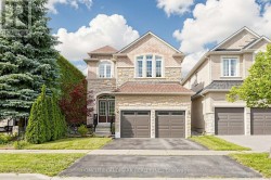 30 EDELWEISS AVENUE Richmond Hill, ON L4E 4L9