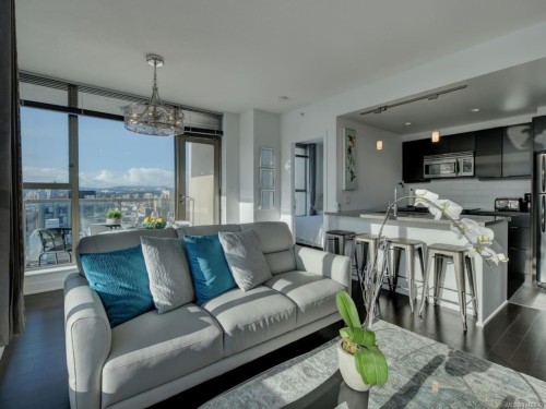 #902-760 Johnson St  Victoria, BC V8W 1N1